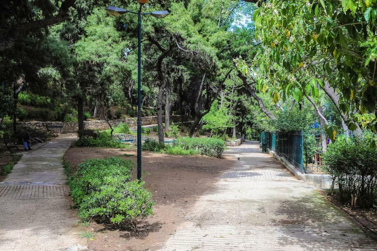 Charming Apartment Near Panathenaic Stadium Exterior photo